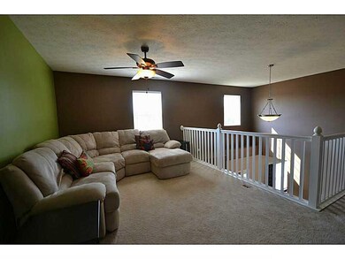 12074 Seahawks Ln, Fishers, IN 46037 - photo 7