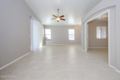 10886 S Arrowhead Spring Dr, Vail, AZ 85641 - photo 5