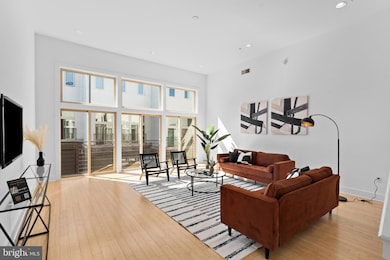 315 Dupont St, Philadelphia, PA 19128 - photo 4