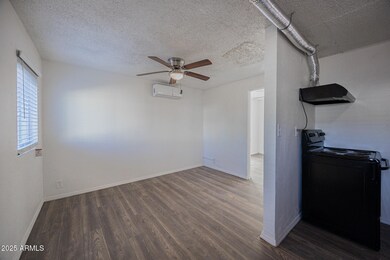 2537 E Willetta St unit 1, Phoenix, AZ 85008 - photo 6