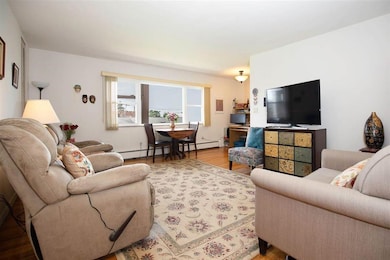 100 Bergen Blvd unit 10, Fairview, NJ 07022 - photo 2