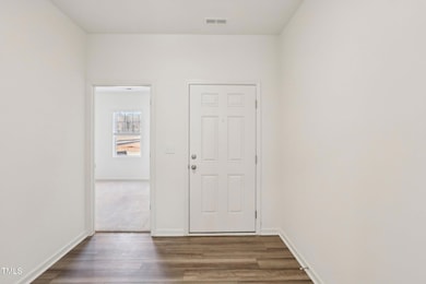 6-web-or-mls-Babbling Brk Dr-006