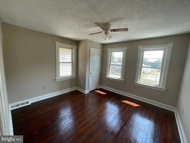 535 Frederick St, Hagerstown, MD 21740 - photo 5