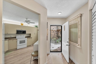 4101 Coral Tree Cir unit 116, Coconut Creek, FL 33073 - photo 7