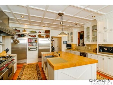 Gourmet Kitchen