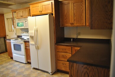 Cole_Kitchen2<|><|>