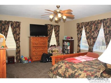 Master Bedroom, Large Windows