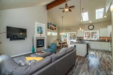 2320 NE Halston Ct, Bend, OR 97701 - photo 3