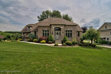 911 Parkview Rd, Moscow, PA 18444 - photo 2