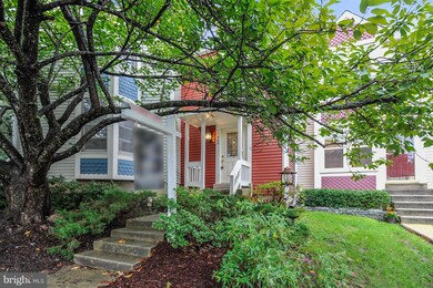 11943 Hollowwind Ct, Reston, VA 20194 - photo 2