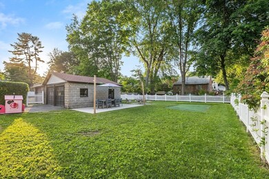 18 Radmore St, Worcester, MA 01602 - photo 4