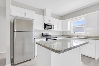 5103 N Dahlia St unit 2, Pharr, TX 78577 - photo 6