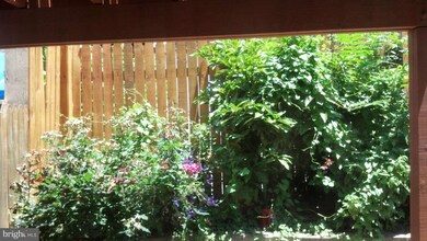 621 S Bradford St, Baltimore, MD 21224 - photo 7