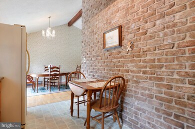 27 Cavalier Estates Ct, Harpers Ferry, WV 25425 - photo 7