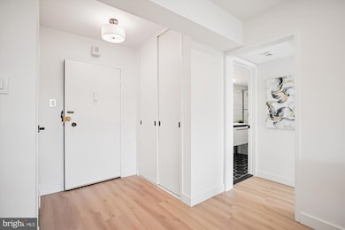 The Towers unit 1209, Washington, DC 20016 - photo 4