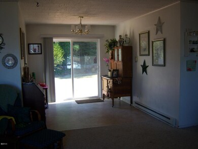 Sliding door to back yard