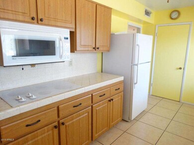 10002 N 104rd Dr (11)