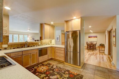 2117 Caine Rd, Fitchburg, WI 53575 - photo 6