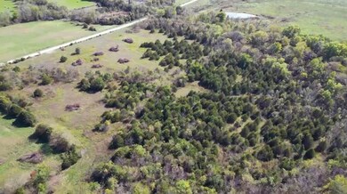 001 Sheridan Rd, Sheridan Township, MO 65648 - photo 5