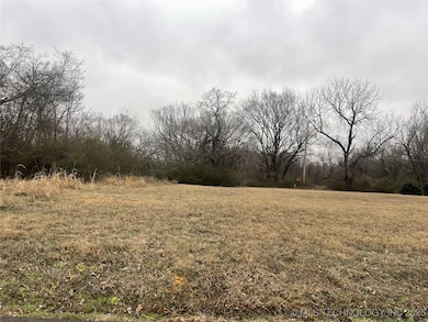 1214 S 23rd St, Muskogee, OK 74401 - photo 2