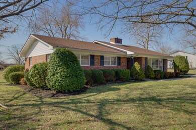 705 Dow Dr, Shelbyville, TN 37160 - photo 3