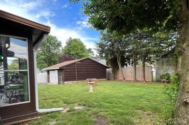 21 Johnson St, Fords, NJ 08863 - photo 6