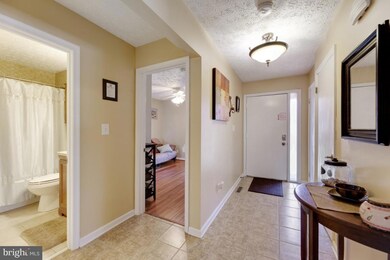 23358 Black Oak Ct, California, MD 20619 - photo 4