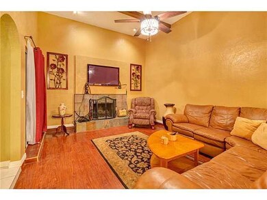 10816 Vista Alegre Dr, El Paso, TX 79935 - photo 3