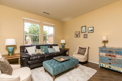 1073 W Caroline Ln-6