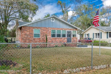 4627 Cedarwood Rd, Jacksonville, FL 32210 - photo 4