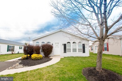 559 Spring Meadow Cir, New Hope, PA 18938 - photo 2