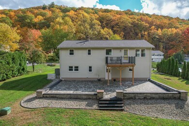 85 Metacomet Rd, Plainville, CT 06062 - photo 2