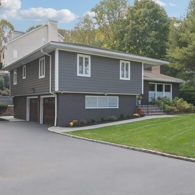 33 Scudders Ln, Glen Head, NY 11545 - photo 5