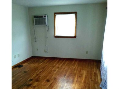 61 Bryant St, Homer City, PA 15748 - photo 2