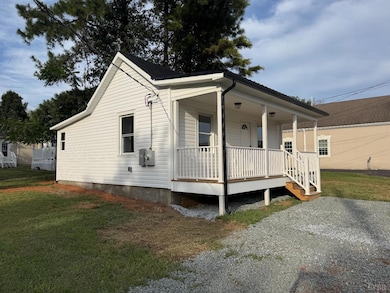 287 Harrell St, Appomattox, VA 24522 - photo 3