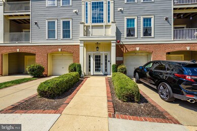 11310 Westbrook Mill Ln unit 303, Fairfax, VA 22030 - photo 2