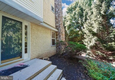 806 Coventry Pointe Ln, Pottstown, PA 19465 - photo 3