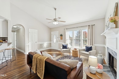 2013 Keokuk Ct, Apex, NC 27523 - photo 5