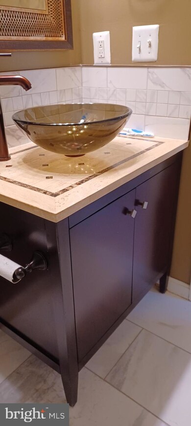 16835 Nuttal Oak Place, Woodbridge, VA 22191 - photo 4