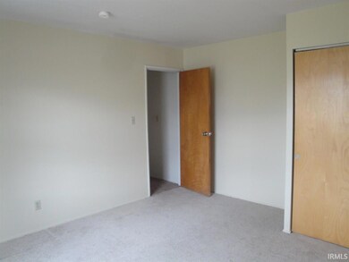 2615 Stevens Ave, Elkhart, IN 46517 - photo 7