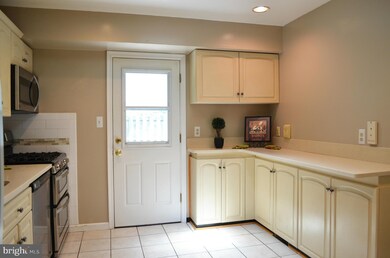 6312 Kaybro St, Laurel, MD 20707 - photo 7