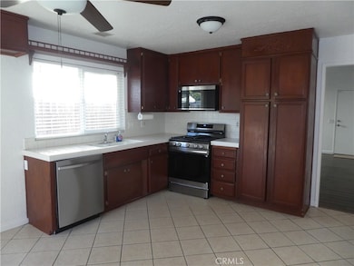 3842 Ridge Rd, Riverside, CA 92501 - photo 6