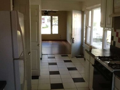 21 Austin Ave, Carpentersville, IL 60110 - photo 6