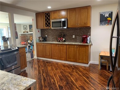 7424 Beverly Ln, Everett, WA 98203 - photo 6