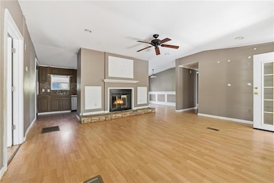 4170 Hurt Bridge Ct, Cumming, GA 30028 - photo 6