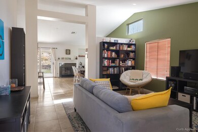 B Living Room 01
