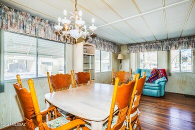 Dinning Room 1