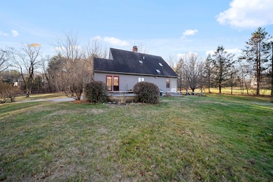 73 Pine St, Danville, NH 03819 - photo 3