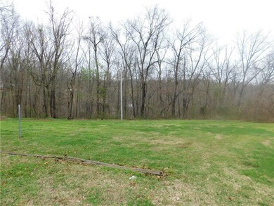 12225 Pine Cir, Bella Vista, AR 72715 - photo 2