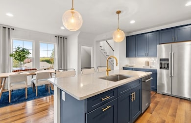 38 E Point Dr unit 5, East Providence, RI 02916 - photo 7